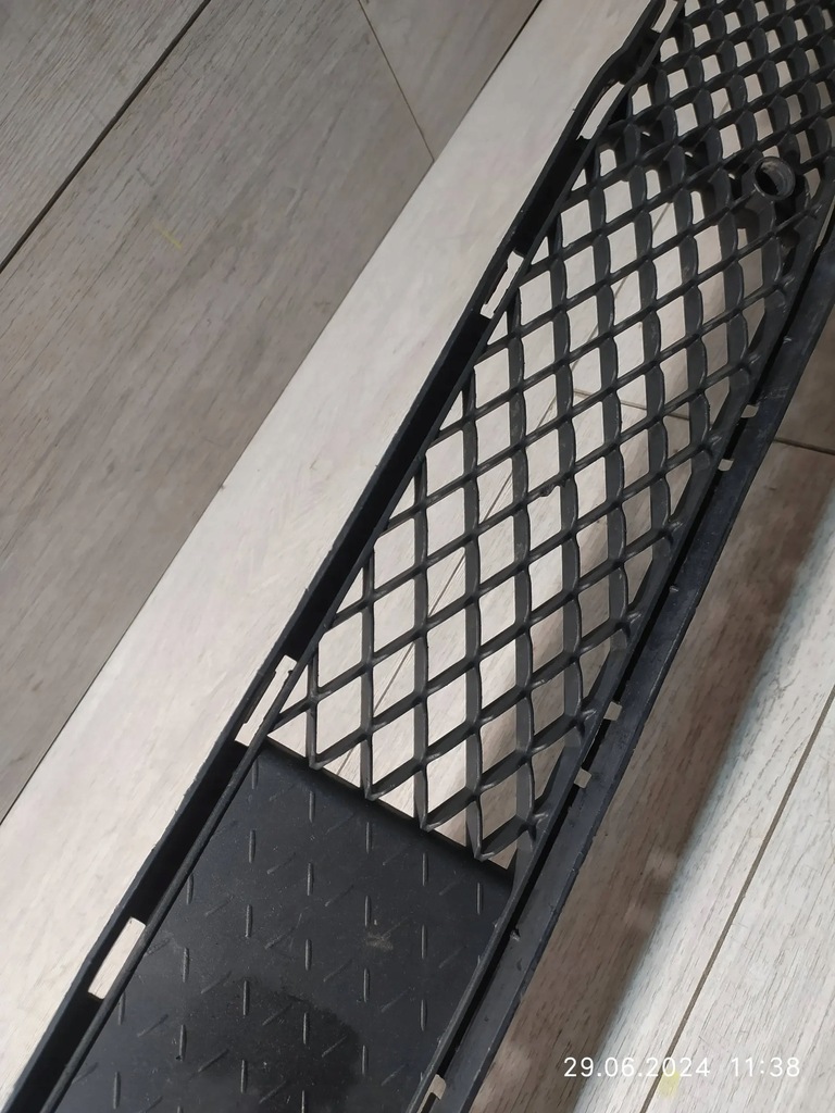 фото №8, 9189. rolls royce wraith решітка бампер перед 51117301351