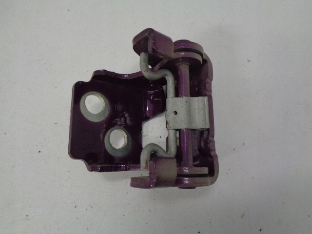 фото №1, C3 picasso петля нижний дверь левый задний kdrd