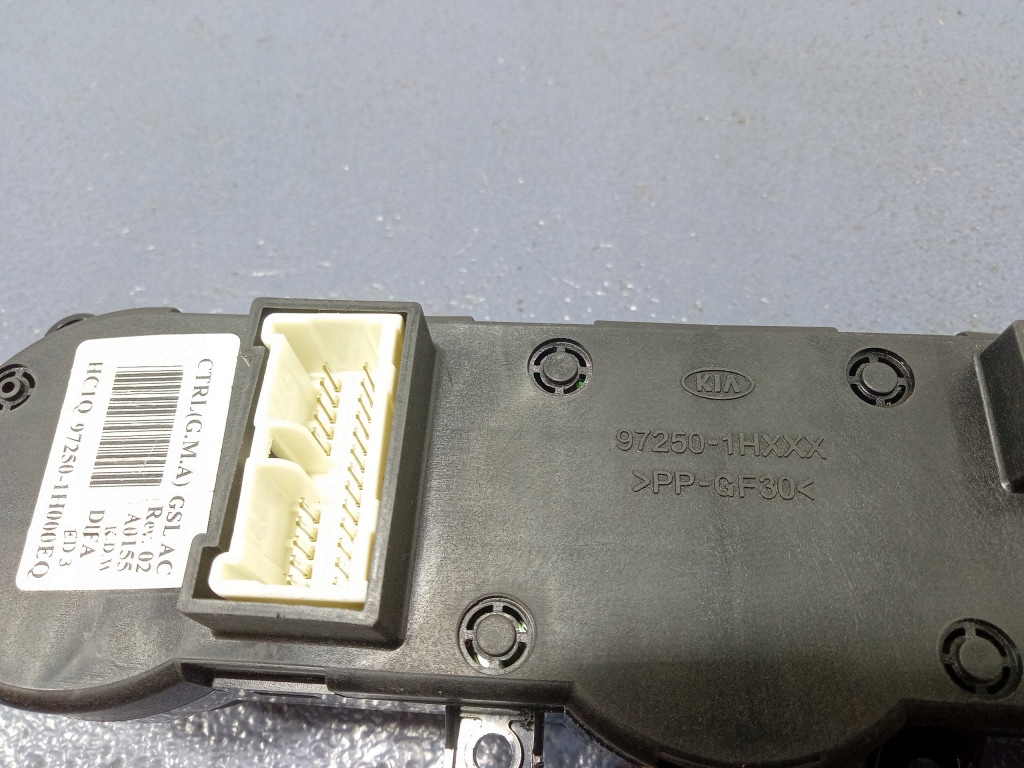 фото №6, Kia ceed i панель переключатель кондиционера обдув 97250-1h000eq