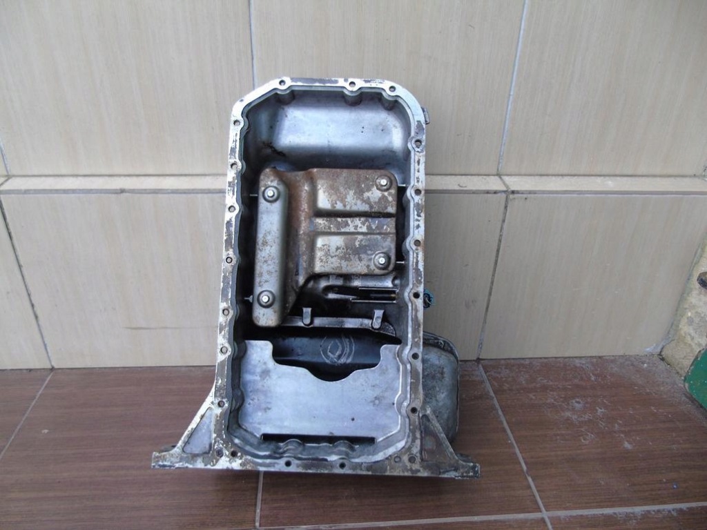 фото №1, Поддон масляная nissan cabstar maxity 3.0d оригинальный номер { 9yk