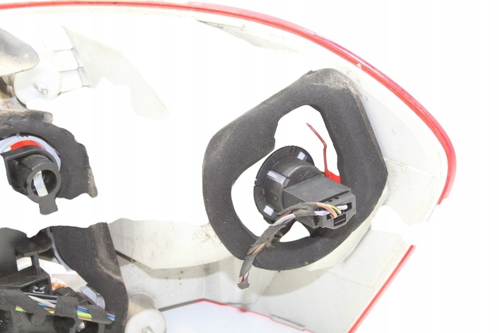 фото №8, Лампа ліва задня bmw 1 coupe e82 6924519 3.0l бензиновий 225kw 2009