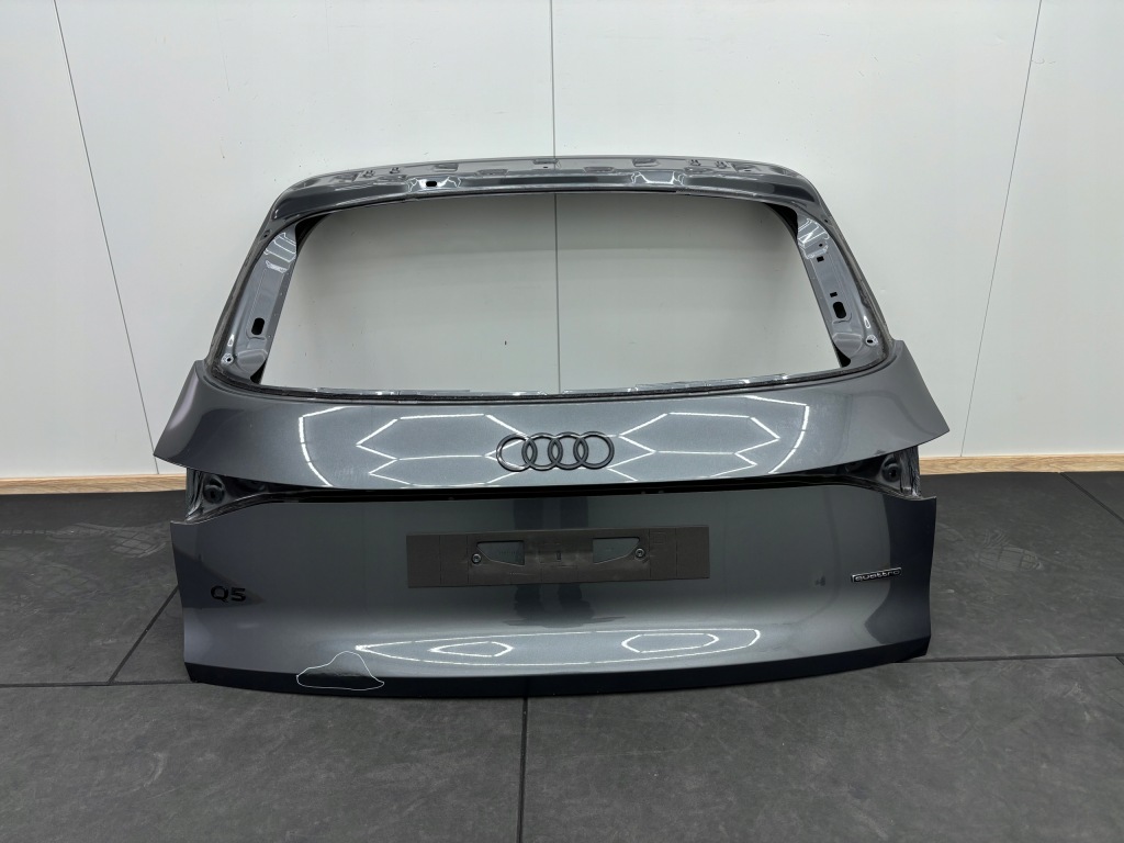 Купити Audi q5 3 8m 2024r-- кришка багажника багажника задні задня