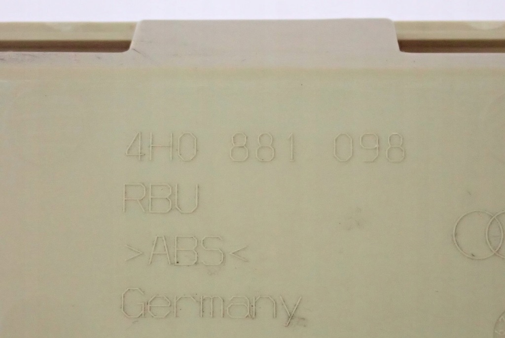 фото №10, Кришка напрямна сидіння 4h0881098 audi a8 s8 d4