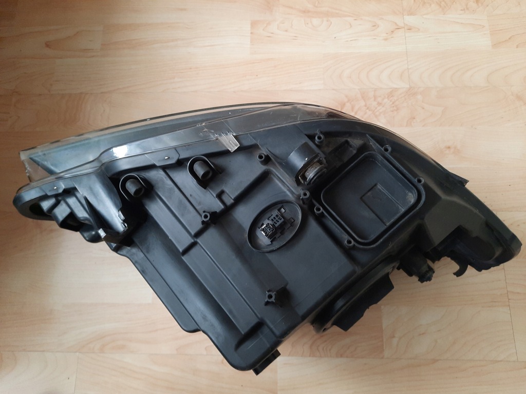 фото №9, Bmw с 4 e 89 лампа передняя левая