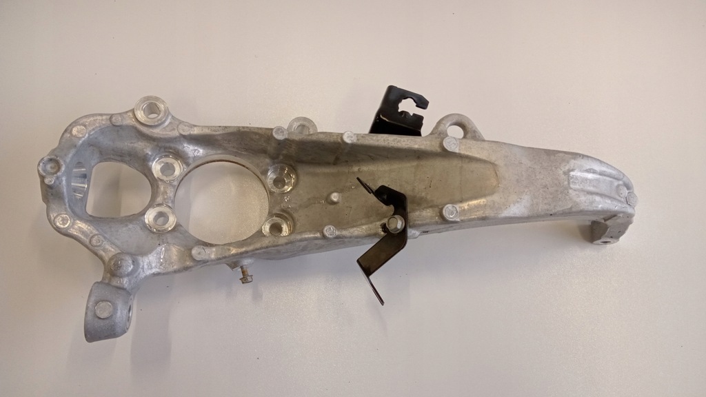 фото №5, Поворотний кулак права перед передня infiniti q50