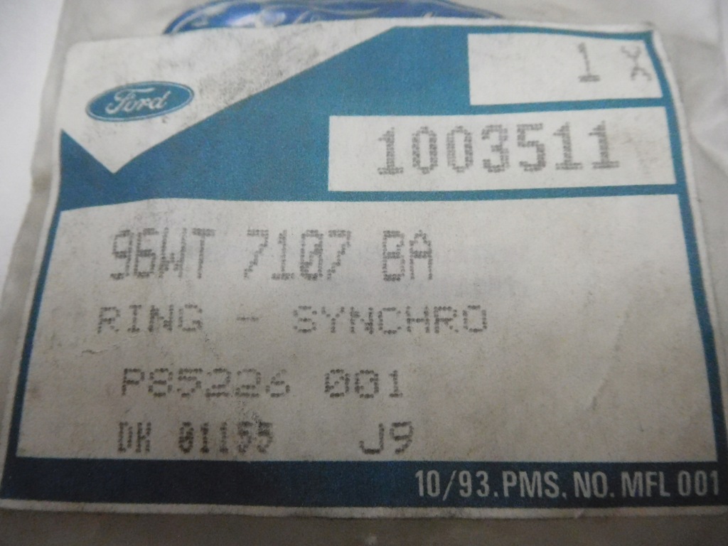 Кольцо синхронизатора 3 / 4 передача ford fiesta escort оригинальный номер 1003511 с Разборки