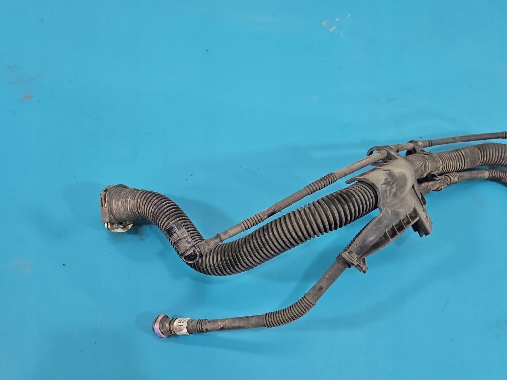 Труба заливна горловина паливної  toyota rav4 v бензин 77745-12110 Київ