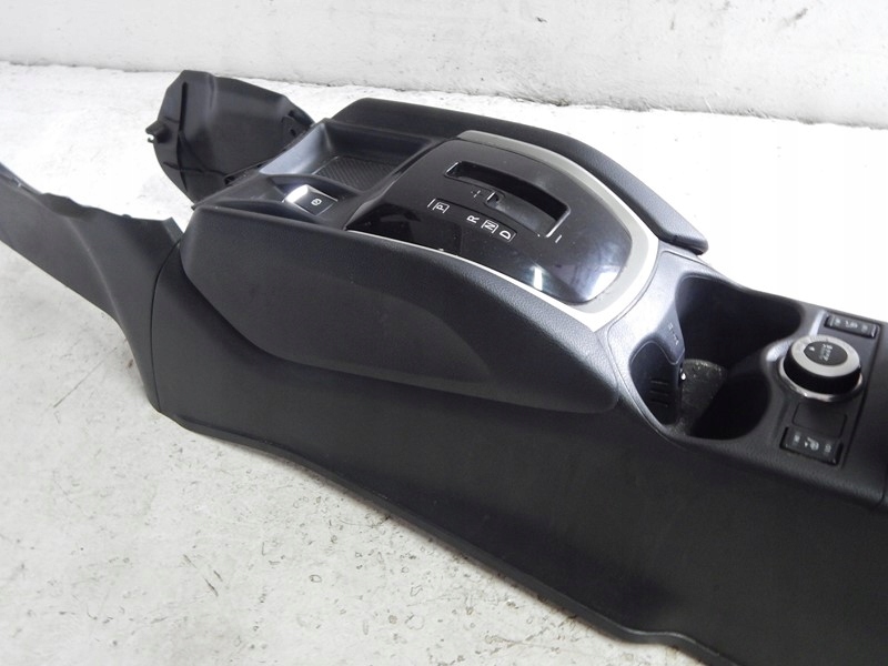 фото №7, Підлокітник шкіра nissan x trail 14-22