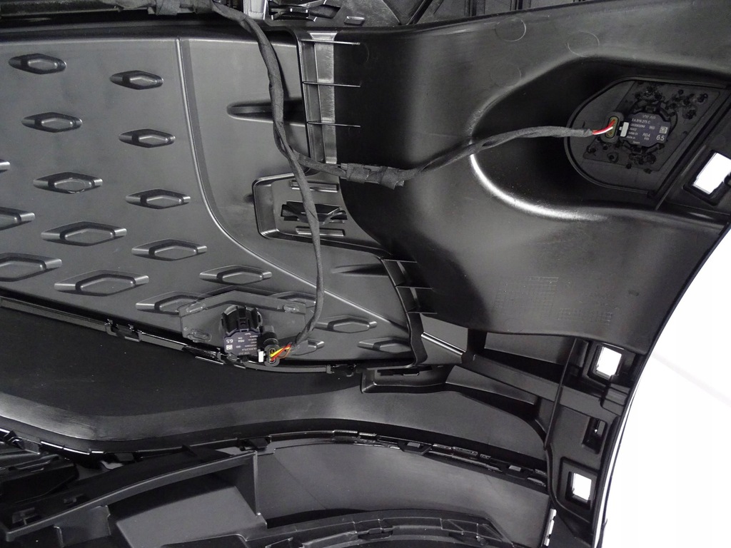 фото №12, Бампер перед передний vw id5 id.5 id 5 версия 6x pdc + радар + led + камера