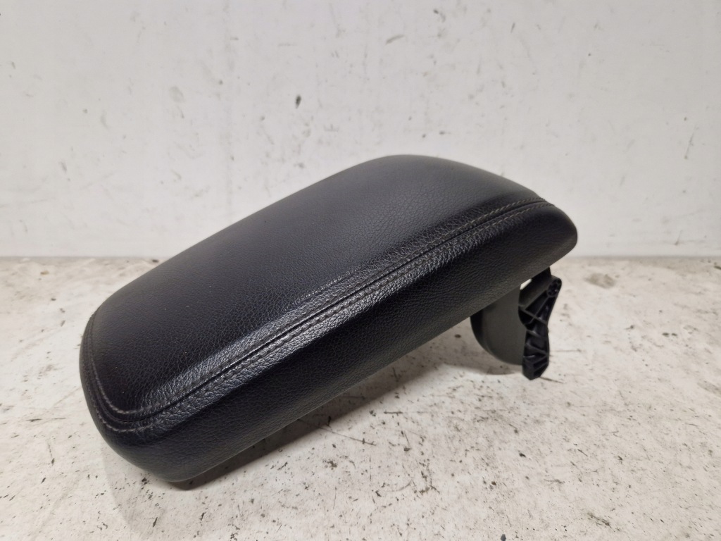 Купити Підлокітник mercedes b-klasa w246 2013r 1.8 cdi