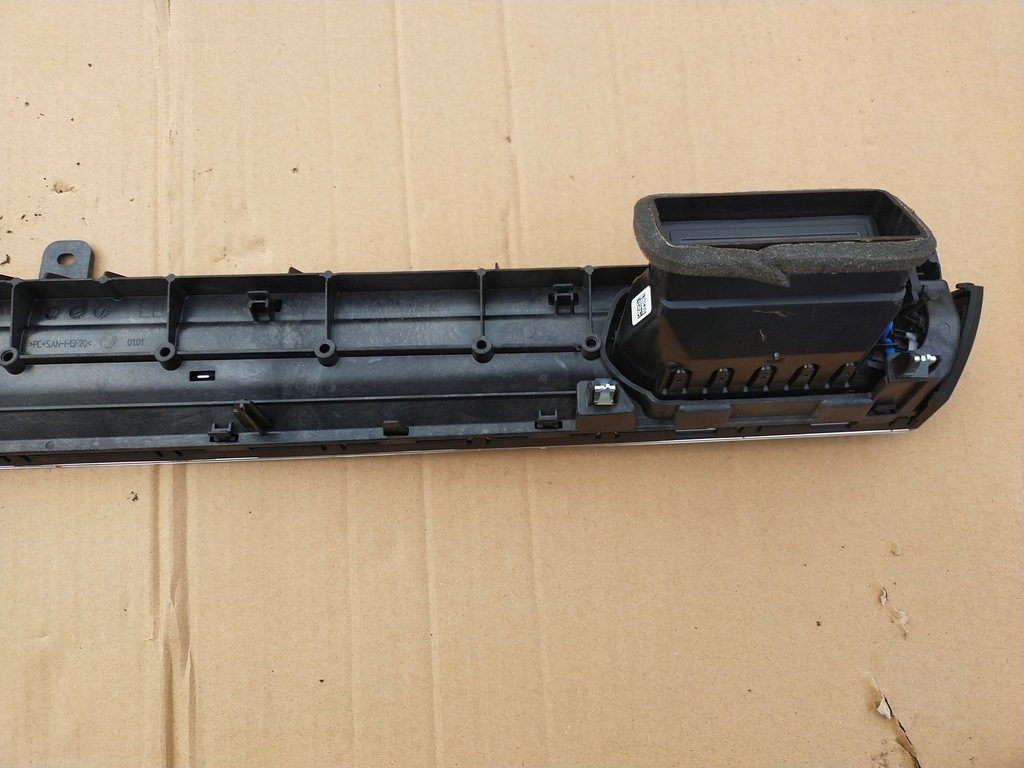 фото №7, Решітка обдув audi a6 c8 4k1820902a