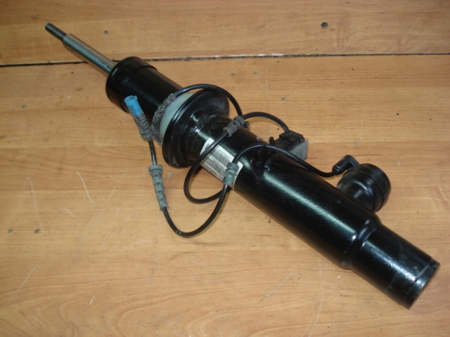 Купити Bmw x5 f15 x6 f16 амортизатор задній задній лівий 6875083 правий 6875084 активний