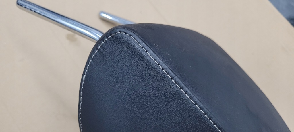 фото №11, A4 b8 подголовник сиденье левый перед s line кожа белый nić