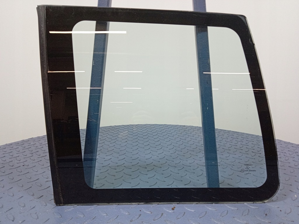 фото №1, Maverick terrano ii 3d скло кузовна задня ліва