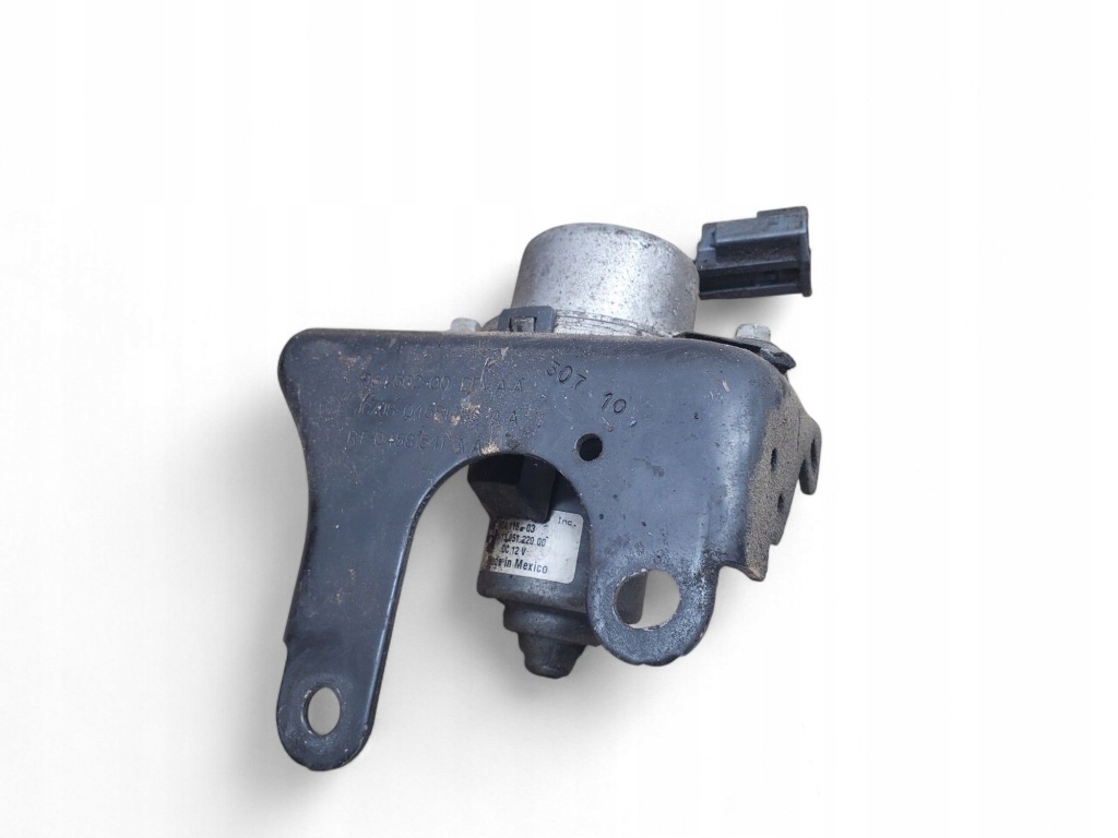 Volkswagen routan 04581541aa насос вакууму Оригінал