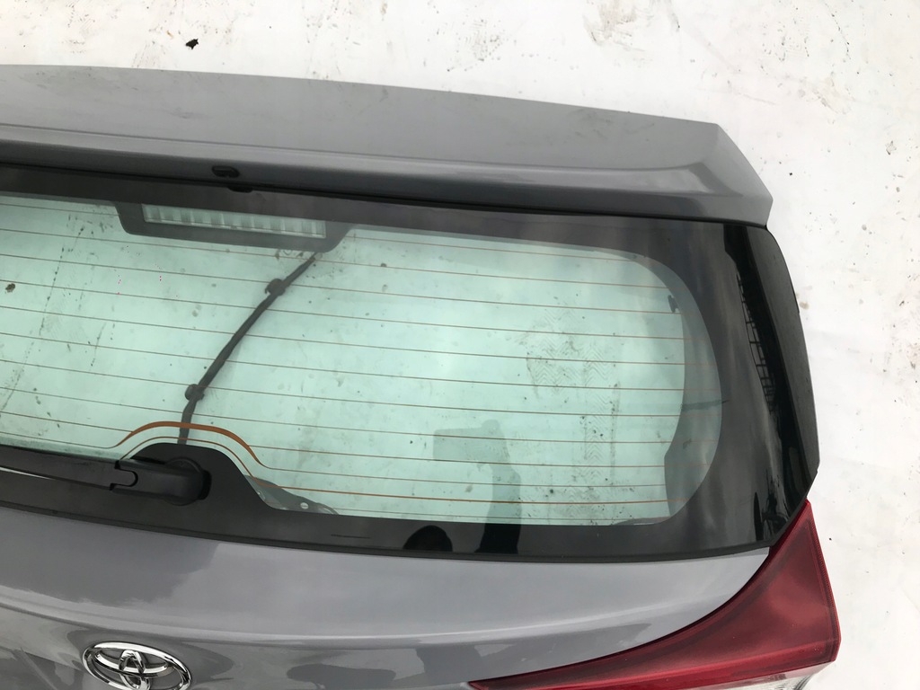 фото №4, Toyota auris ii lift хетчбек кришка багажника багажника задня 1h5