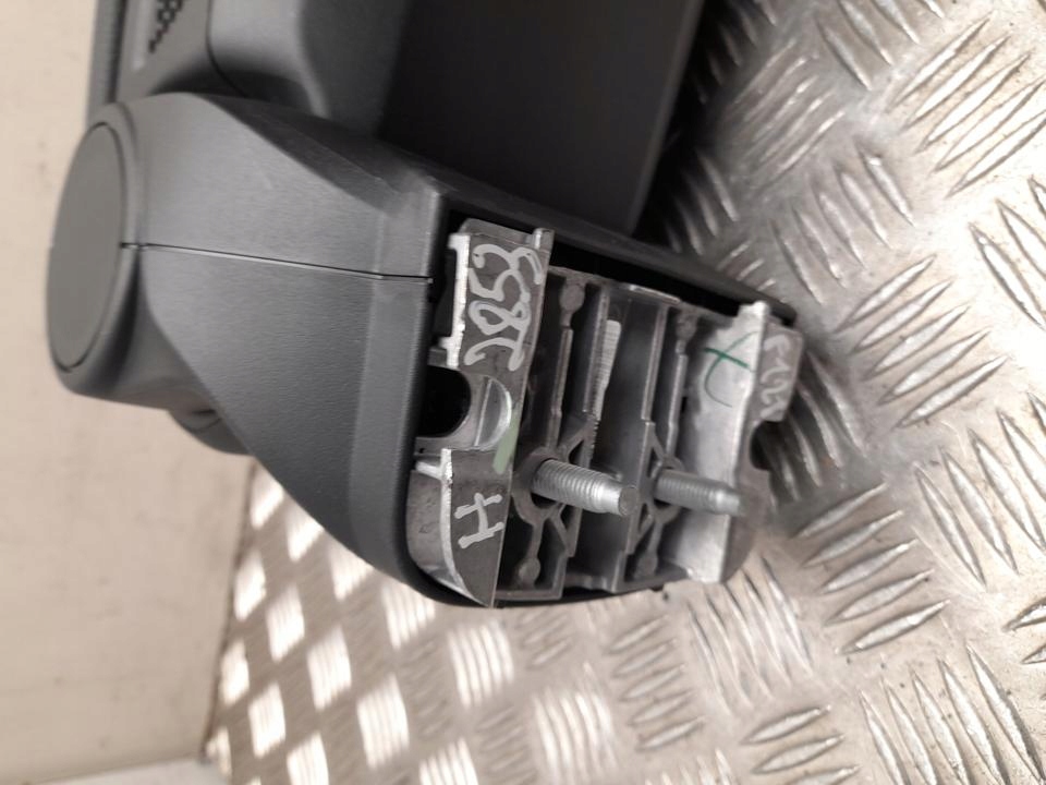 фото №8, Підлокітник bmw x1 2017 1264488