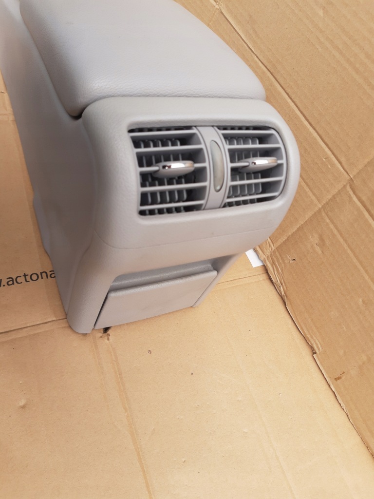 фото №6, Mercedes c w203 підлокітник тунель oriongrau a2036806550 7g64