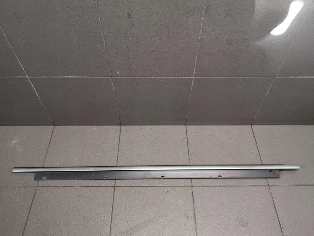 фото №1, Молдинг хром правый перед audi a8 d3 4e0853284c