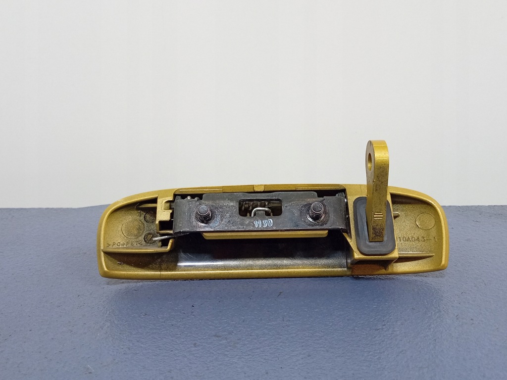 фото №2, Mitsubishi space star ii ручка кришки задній