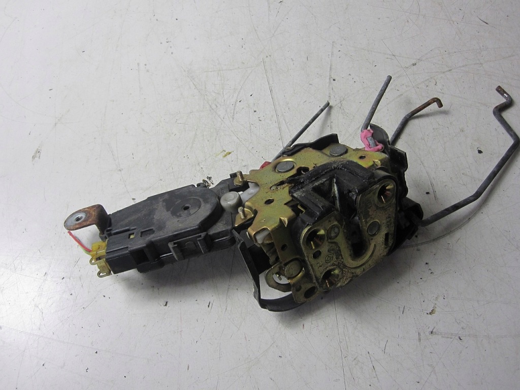 фото №1, Замок двері передній правий subaru legacy 98r