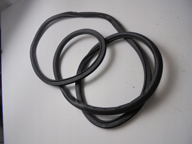 фото №1, Прокладка дверь правый перед opel mokka 2012-