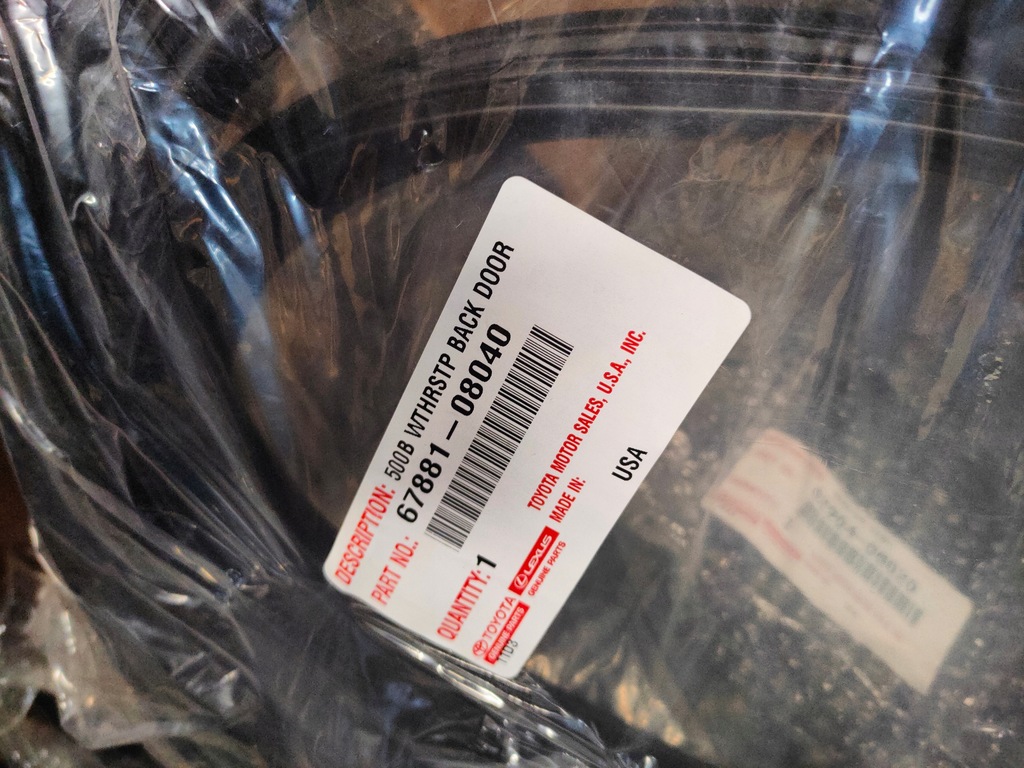 фото №1, Toyota sienna 2021 прокладка кришки задня задня кузовна