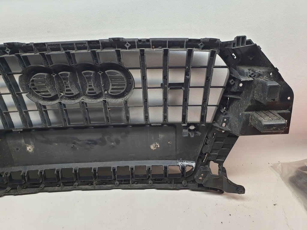 фото №11, Audi q3 8u s-line 11-14 решётка радиатора решётка радиатора w бампер перед pdc 8u0853653a