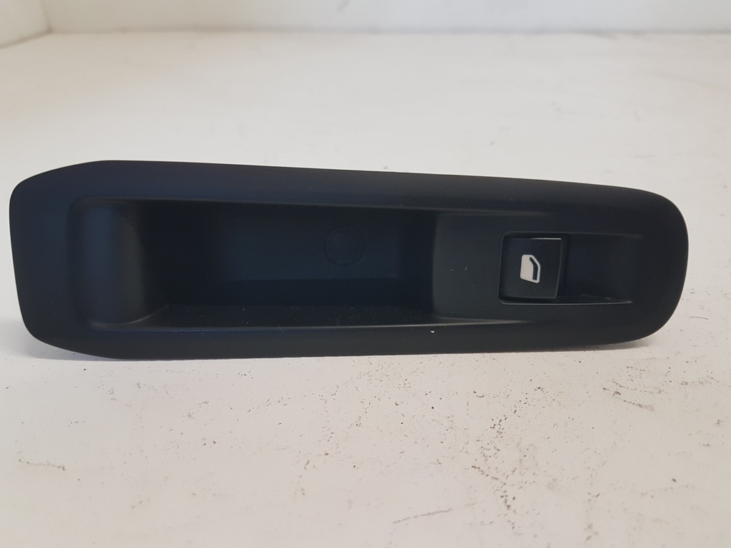 фото №1, Peugeot 308 i панель переключатель стекло задняя