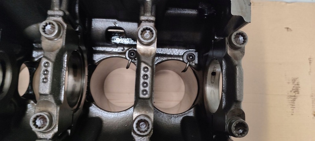 фото №16, Блок dół двигуна caw vw scirocco 2,0 tfsi