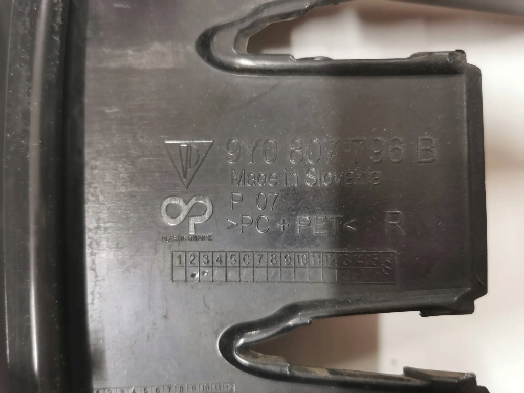 Решітка бампера передній porsche cayenne iii 9y права 151. Доставка