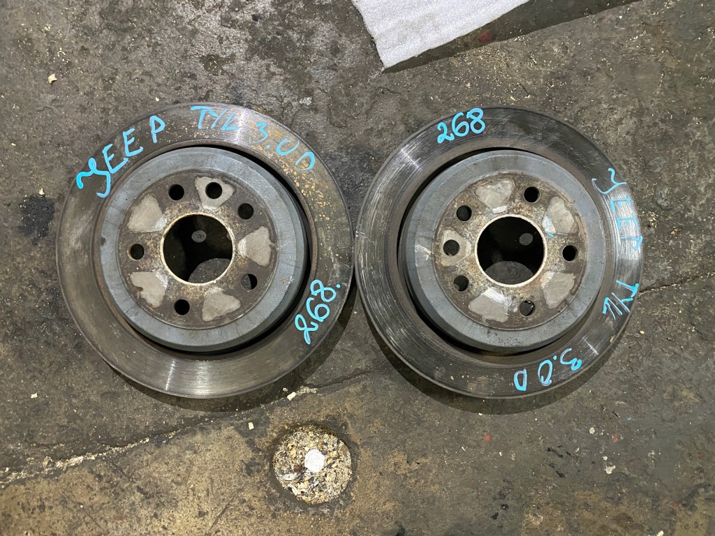 Купить 268 jeep grand cherokee wk2 рестайлинг  17- диск тормозная задний