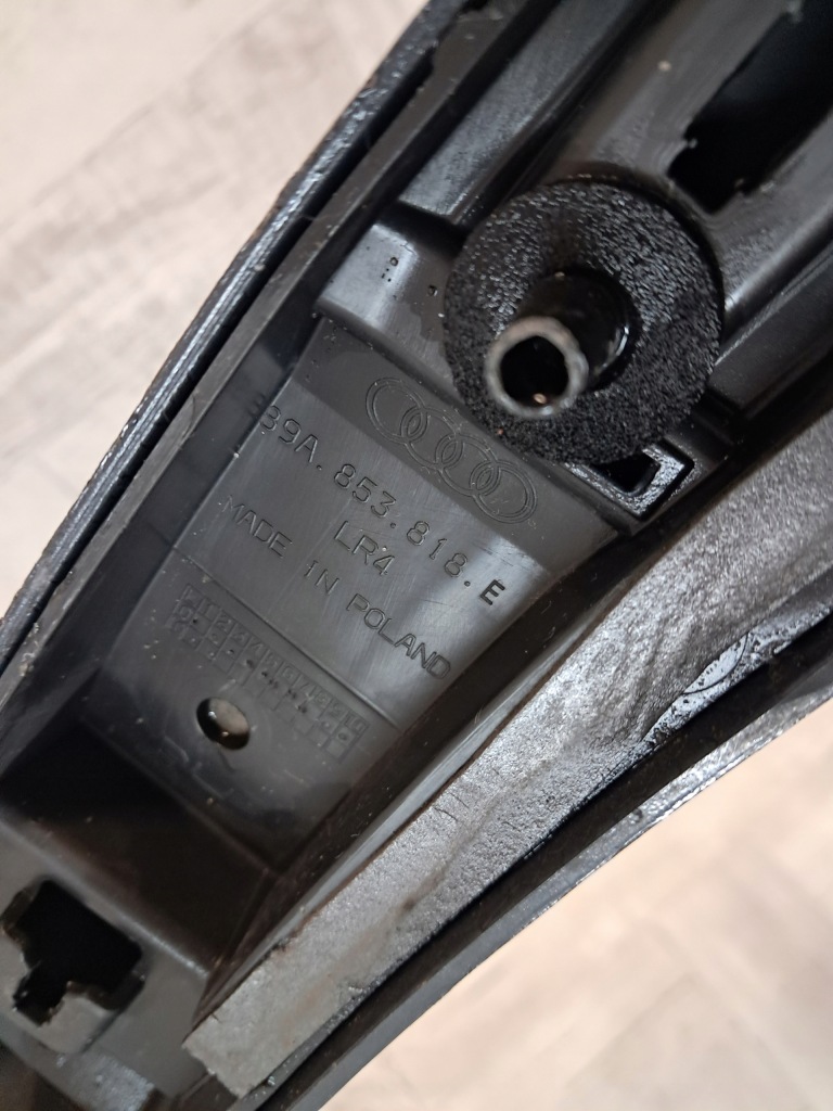 фото №10, Audi q4 e-tron молдинг накладка крыла правый задняя задняя 89a853818e