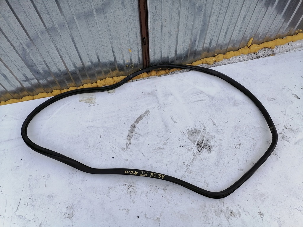 фото №1, Прокладка двері правий задня audi a6 c6 avant