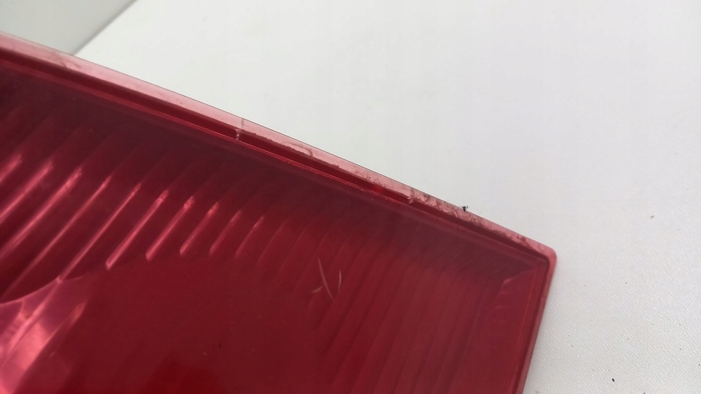 фото №3, Peugeot 307 sw лампа задня права