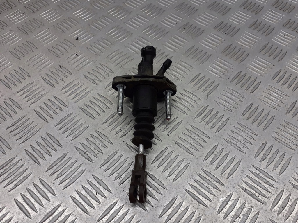 фото №1, Помпа сцепления opel zafira b 1.9 cdti 90581565