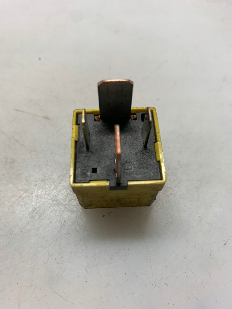 фото №1, Реле opel 90226846