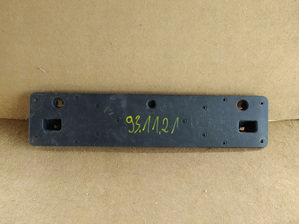 фото №1, Подкладка pod номерной знак mercedes cla w118