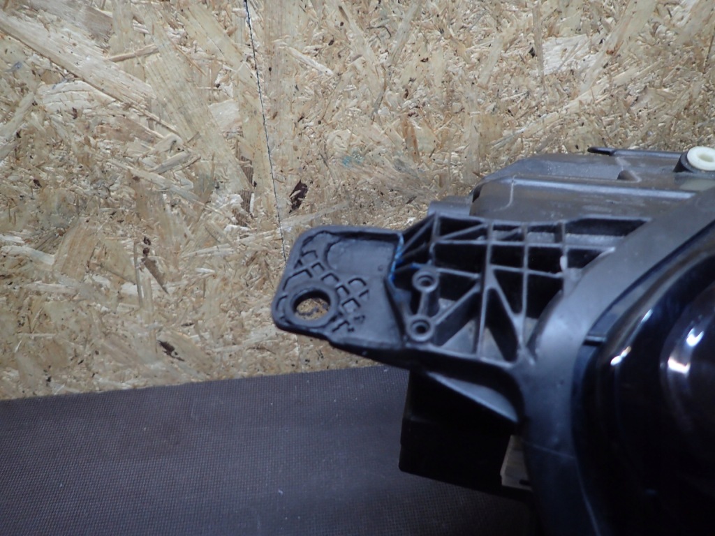 фото №3, Лампа перед правая ford puma full led