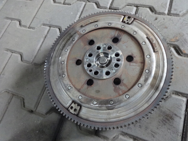 фото №4, Bmw 4 f32 f31 f30 2.0 d n47d20c колесо двухмассовый