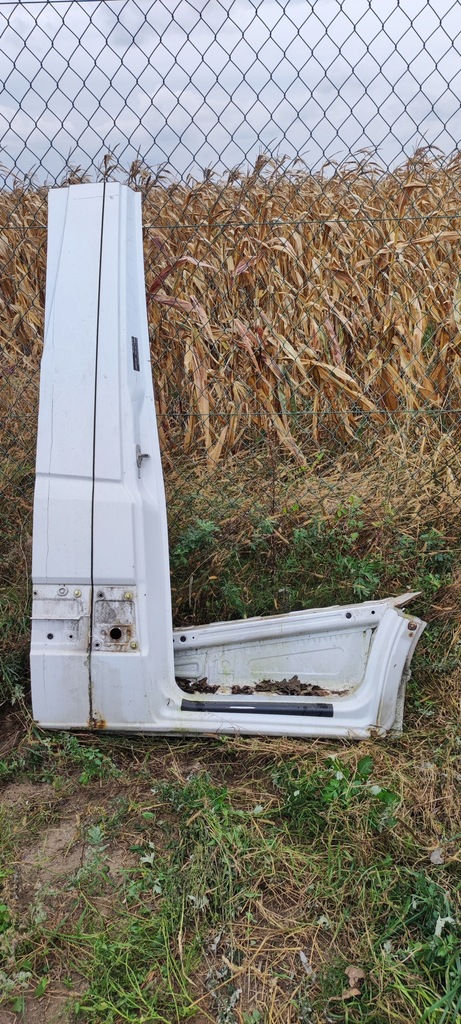 фото №1, Sprinter w906 порог правый блок двигателя подножка