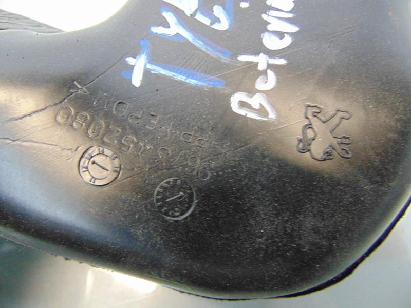 фото №3, Впуск воздухозаборник воздуха задняя аккумулятор peugeot 508