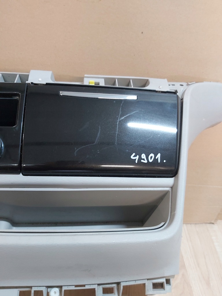 фото №5, Toyota sienna туннель средний бардачок рамка