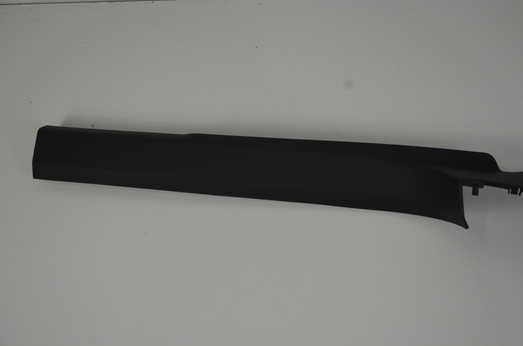 Купити Vw tiguan 3 24 рік накладки пороги внутрішнє l-r 571853372 571853371