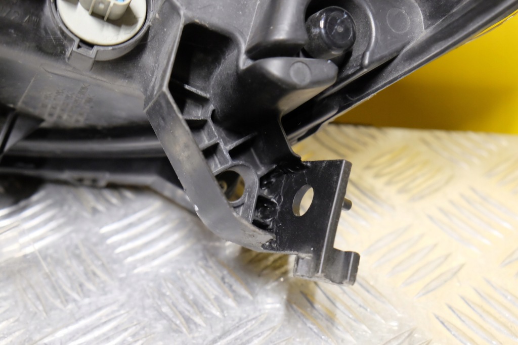 Honda accord купе 2013- фара фара led r америка в Украине