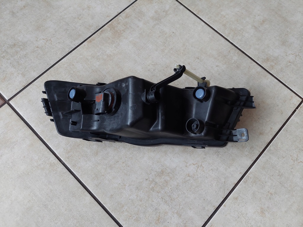 фото №5, Протитуманна фара лівий - skoda rapid - 5ja