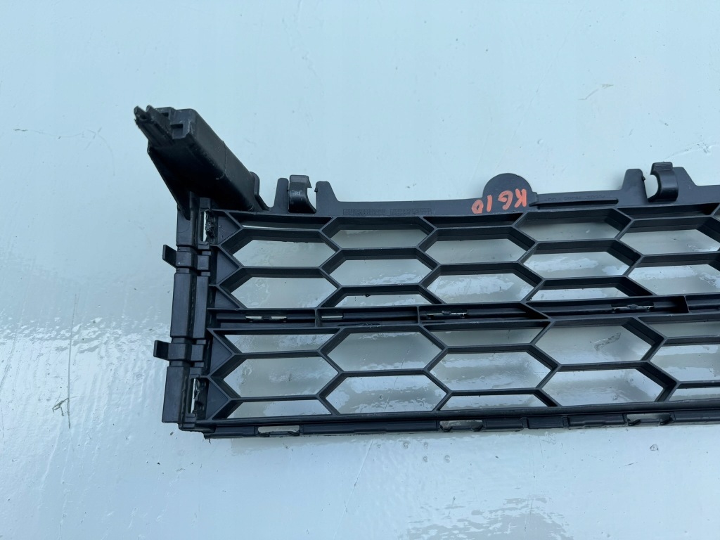 фото №10, Skoda superb 3 iii lift 19-24r решётка средняя бампера перед передняя