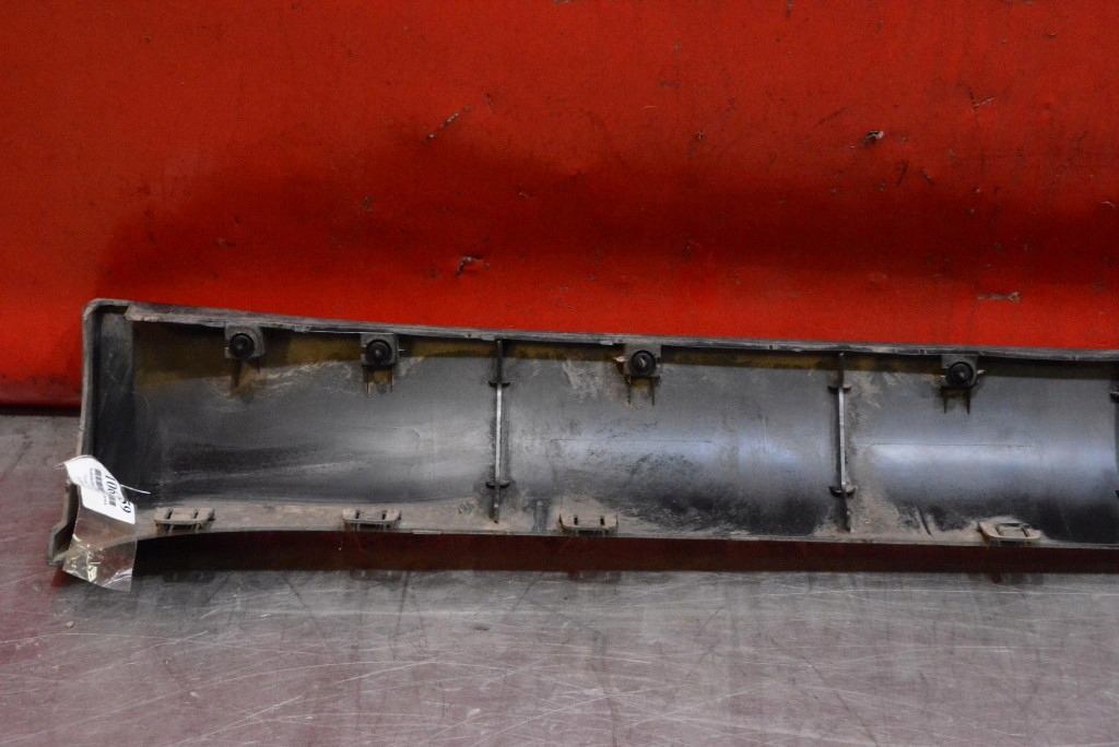 Накладка порог левая czarna 1497740-00-d tesla model y 20- Оригинал