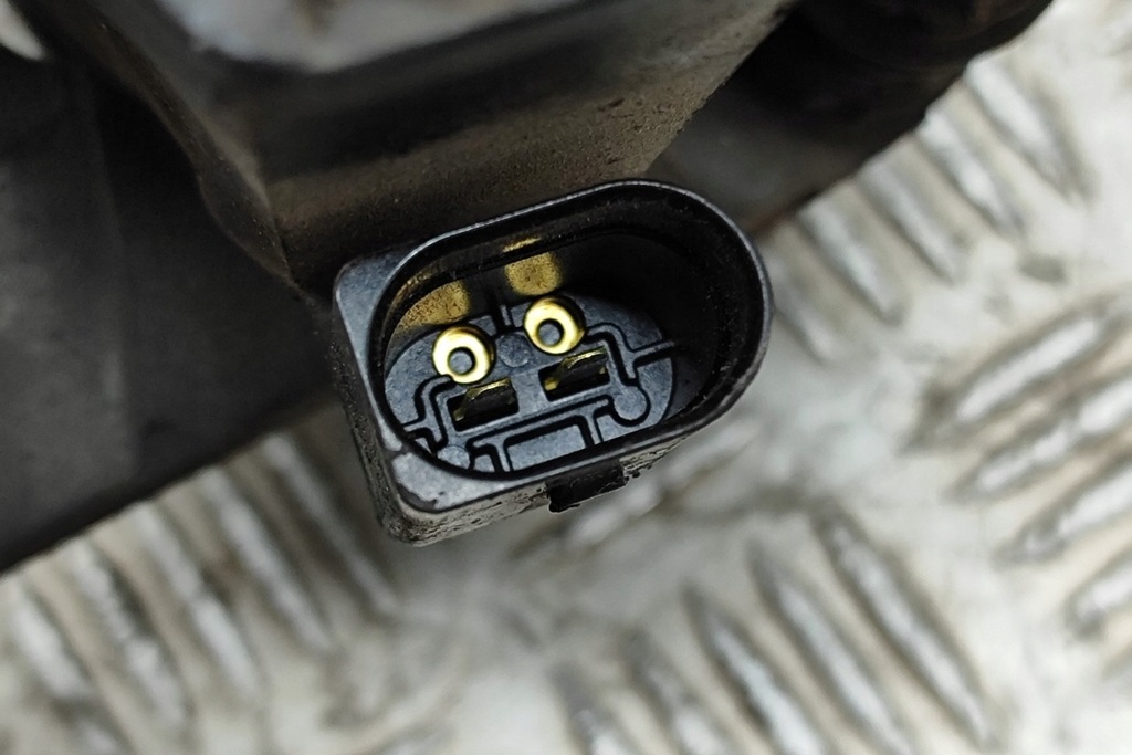 фото №6, Audi q5 fy 80a задній правий супорт гальмівний 80a615404a 2.00 дизель 140kw 20