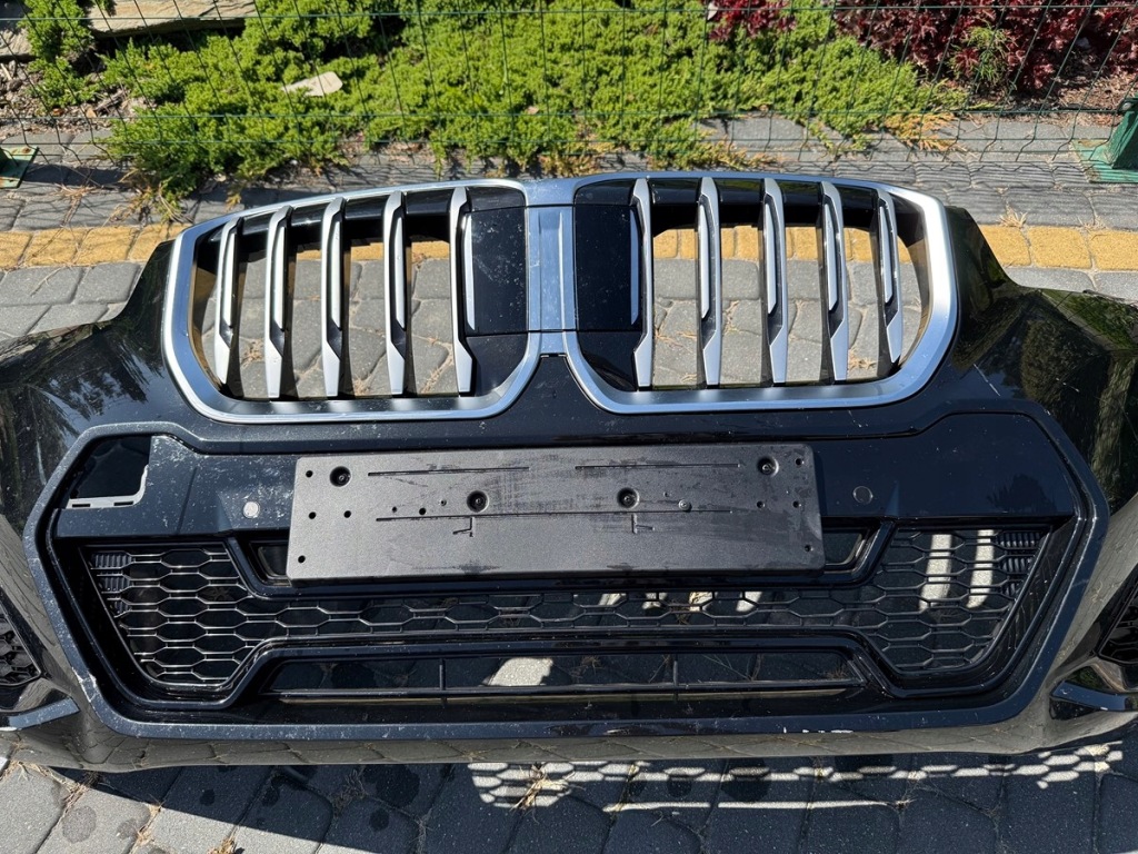 Bmw x1 u11 бампер перед передний m-pakiet комплектный  6x pdc Недорого